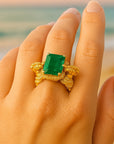 Emerald Seahorse Golden Ring