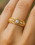 Hollow Zirconia Fine Gold Ring