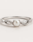 Singular Pearl Zirconia Silver Ring
