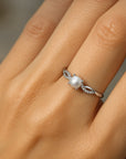 Singular Pearl Zirconia Silver Ring
