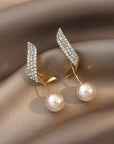 Pearl Earrings in Gold