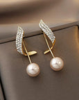 Pearl Earrings in Gold