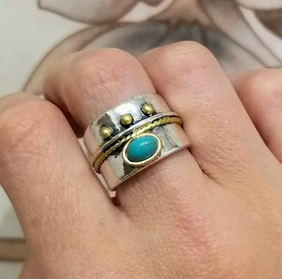 Vintage Inlaid Moonstone Ring