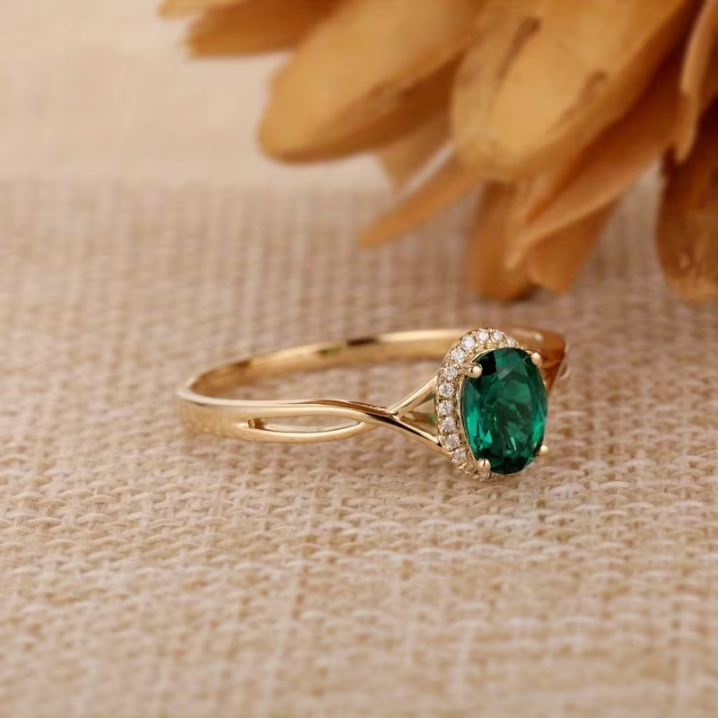 Emerald Twist Ring
