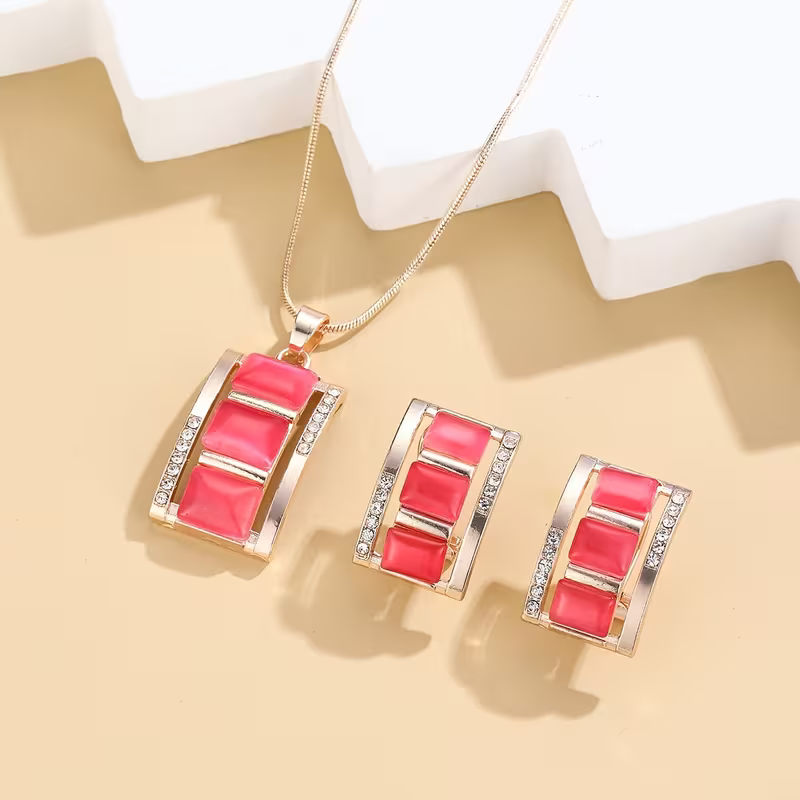 Coral Elegance Necklace &amp; Earrings Set