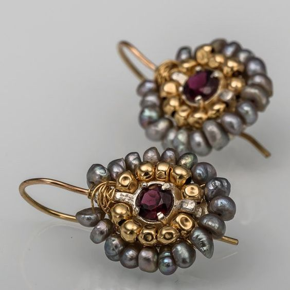 Vintage Golden &amp; Grey Stones Earrings