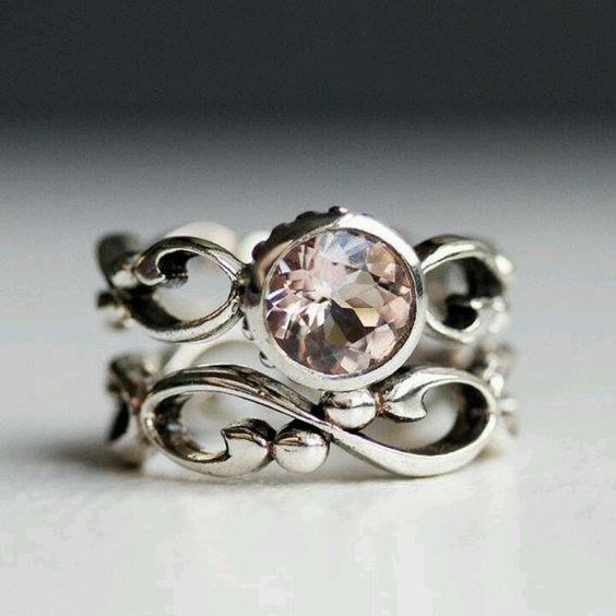Vintage Ivy Silver &amp; Zirconia Ring