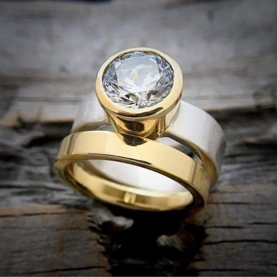 Vintage Inlaid Glass Gold &amp; Silver Ring
