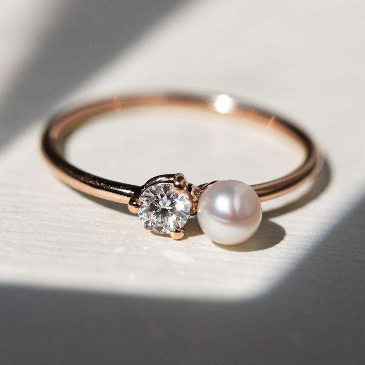 Vintage Gold &amp; Pearl Zirconia Ring
