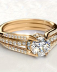 Luxury Ring Inlaid Shiny Zirconia Ring